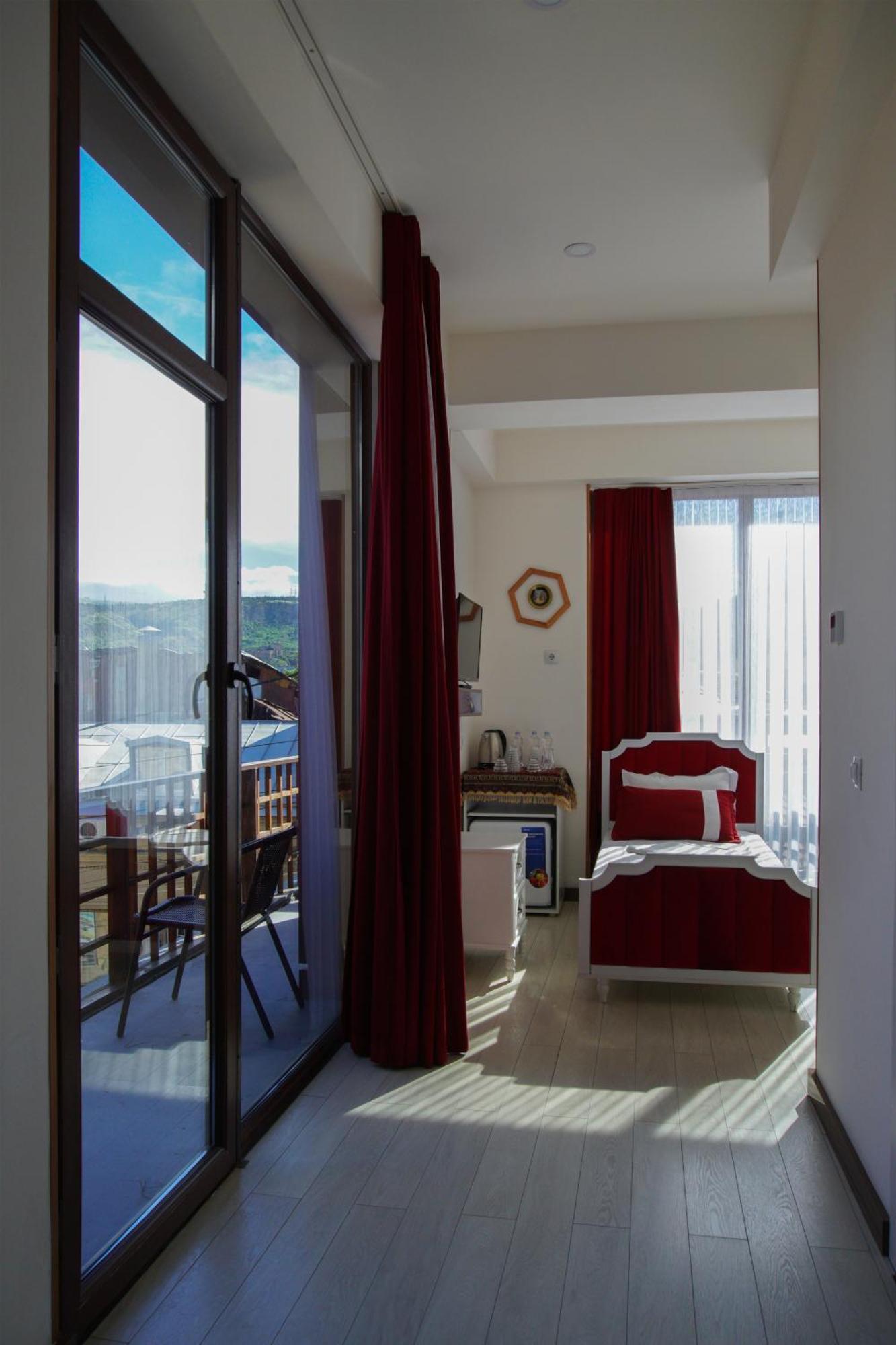 Luxin Hotel Tbilisi Exterior photo